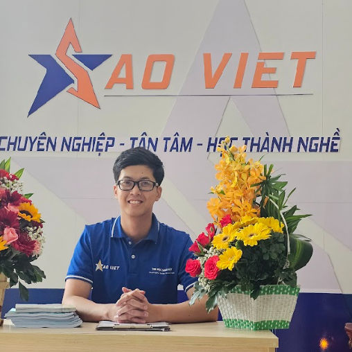 Thầy Hùng Trần