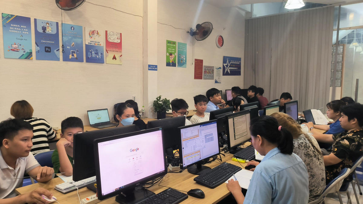Các Điểm Vượt Trội Tại Tin Học Sao Việt