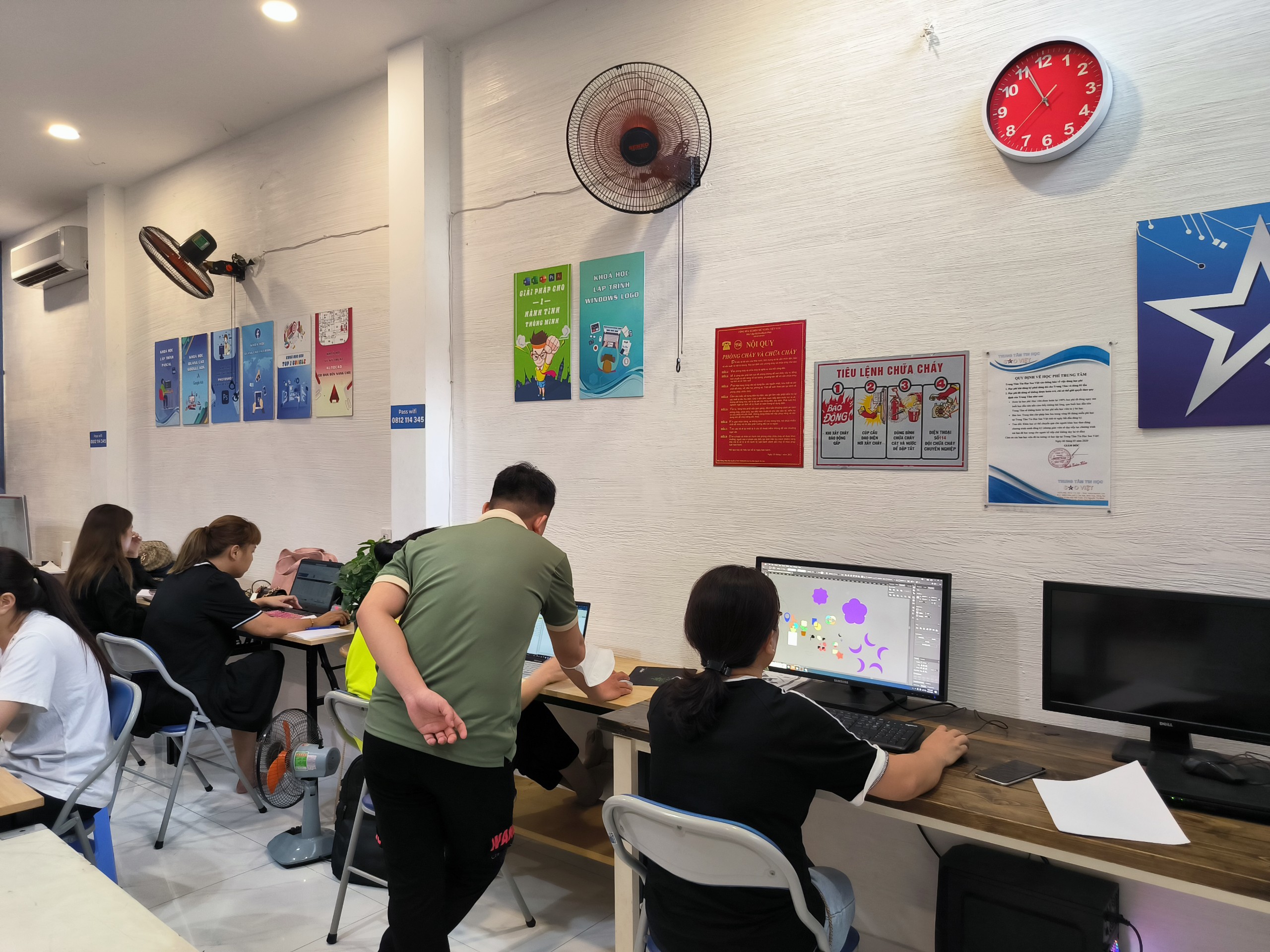 Lớp Thiết Kế In Ấn CorelDRAW Cho Người Đi Làm Tại Bình Tân