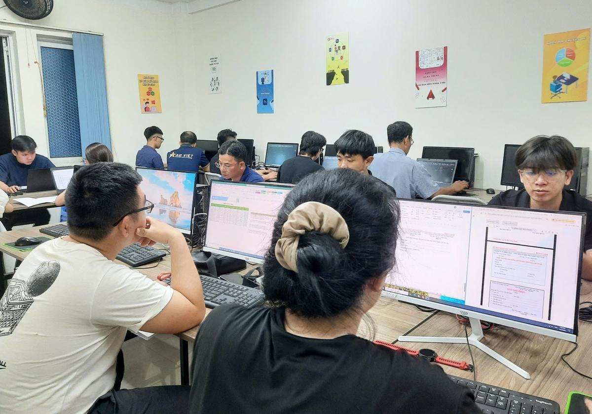 Đối Tượng Học Viên Tham Gia Khóa Học AI Tại Đồng Nai