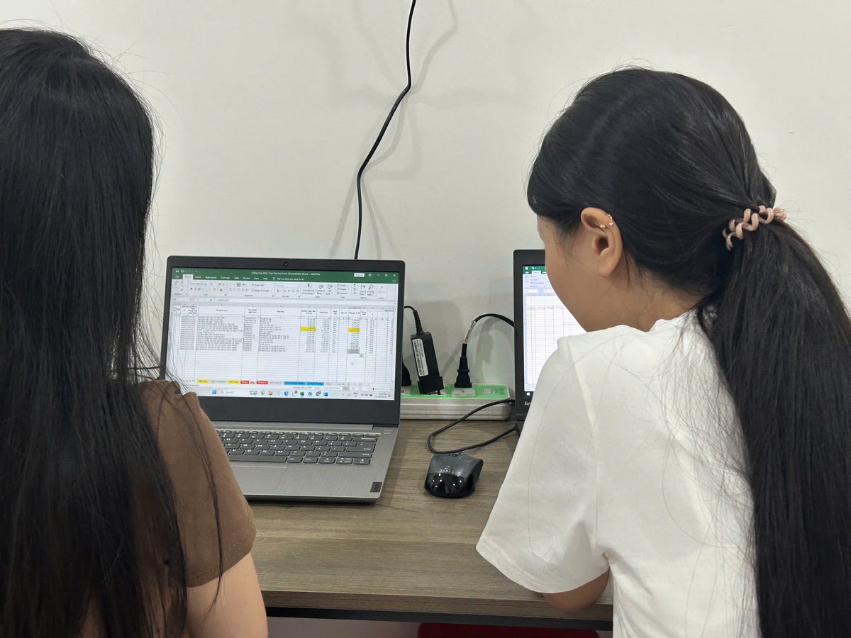 Học Viên Trong Khóa Học AI Tại TP HCM