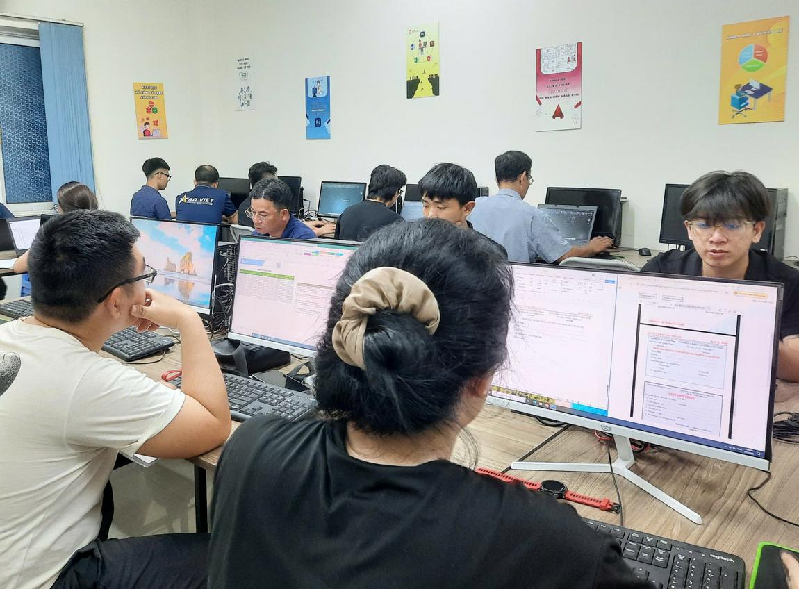 Mục Tiêu Khóa Học Ứng Dụng AI Cho Nhân Viên Văn Phòng