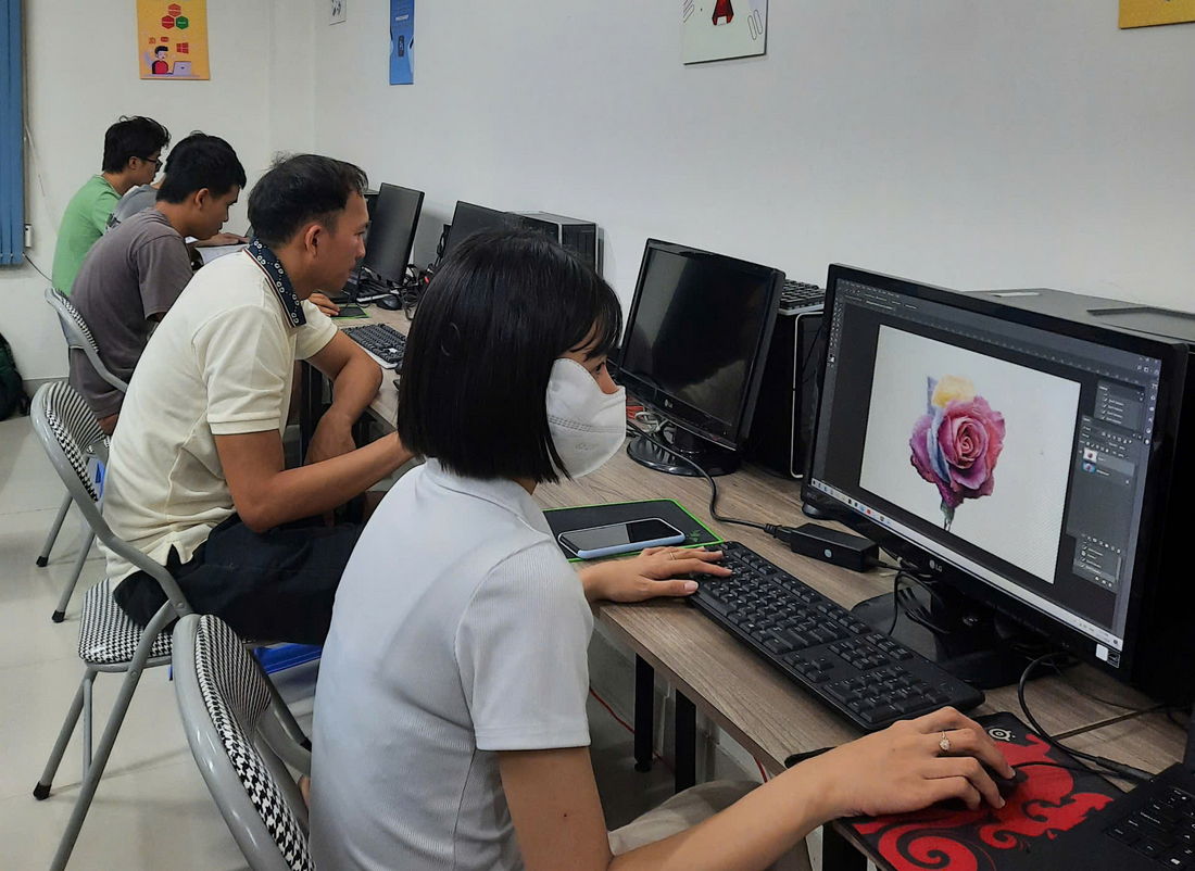 Đối Tượng Phù Hợp Tham Gia Khóa Học Thiết Kế Đồ Họa Tại Phường Thới An